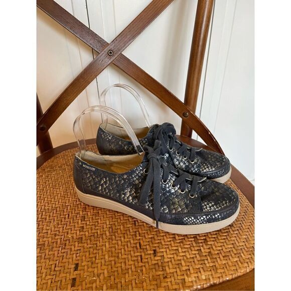 Mephisto blue runoff snakeskin leather sneakers size 6 - Picture 3 of 9